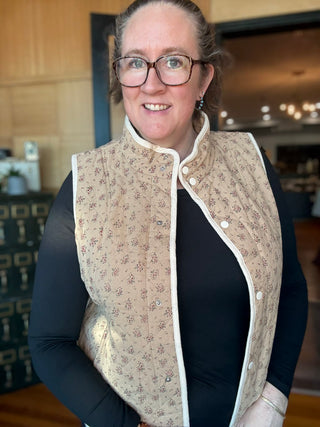 Khaki Floral Print Quilted Concealed Button Vest