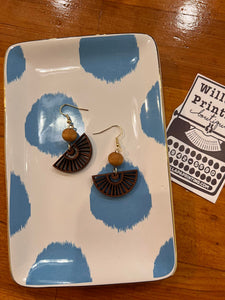 BROWN WOOD VINTAGE FAN DANGLE EARRINGS