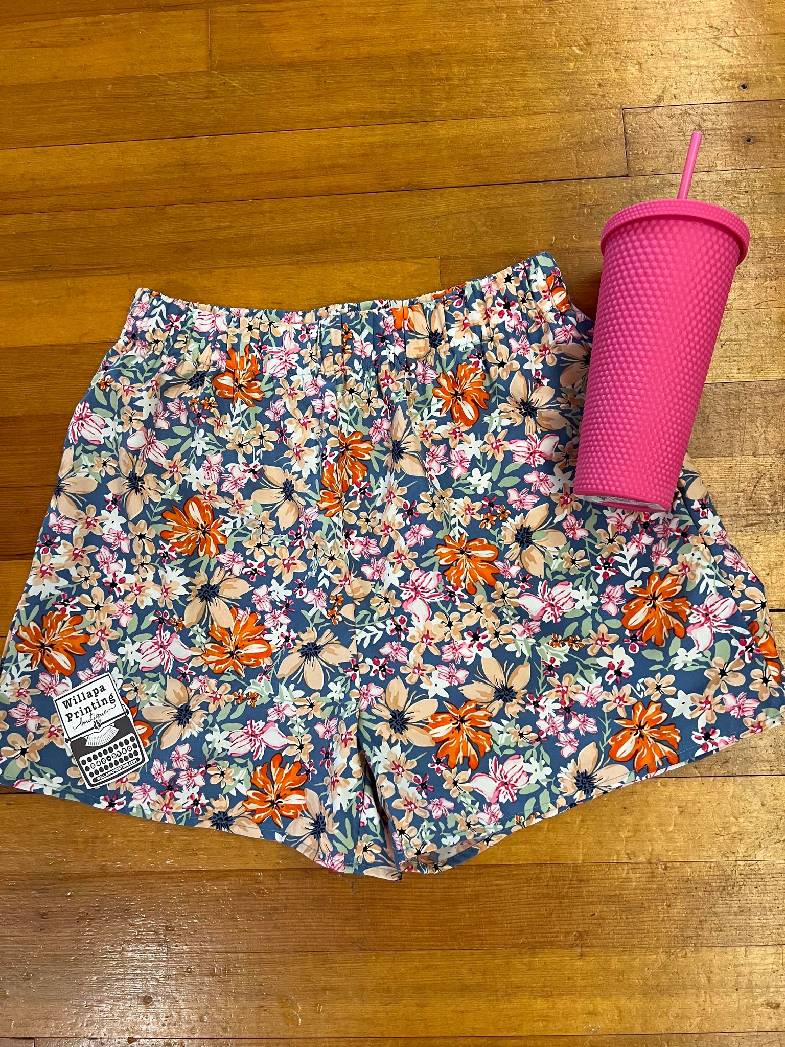 BRIGHT FLORAL PRINT SHORTS WITH ELASTIC WAISTBAND AND POCKETS