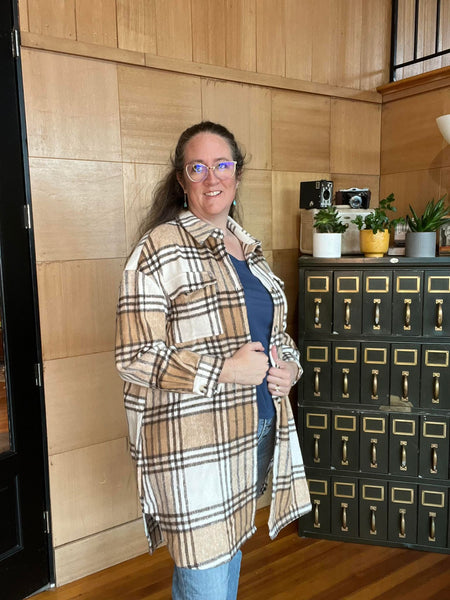 KHAKI PLAID LONG SHACKET- PLUS ONLY
