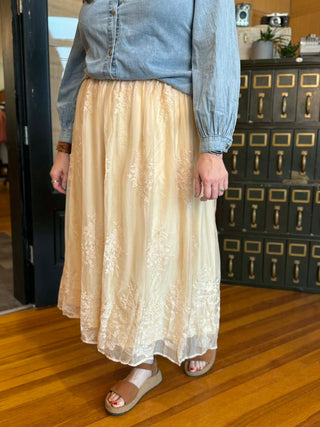 BOHO WESTERN LACE NATURAL WHITE EMBROIDERED FLORAL SKIRT