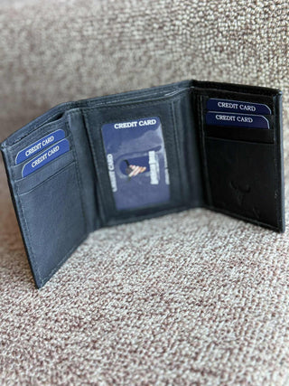 SLIM GENUINE BLACK LEATHER BI-FOLD WALLET