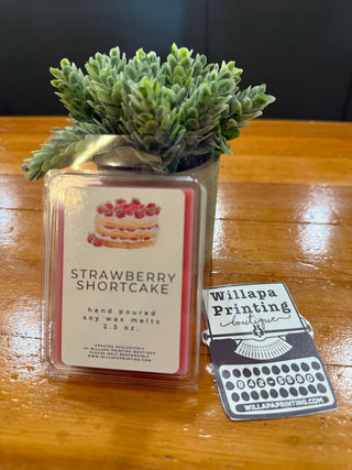 These 100% soy wax melts are highly fragranced to ensure full scent throws throughout your space!

We proudly make these in house!&nbsp;
