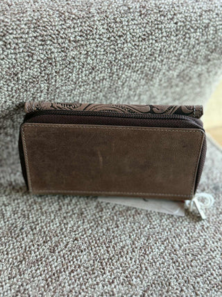 FLORAL TOOLED LEATHER FOLD OVER SNAP CLOSE CLUTCH WALLET