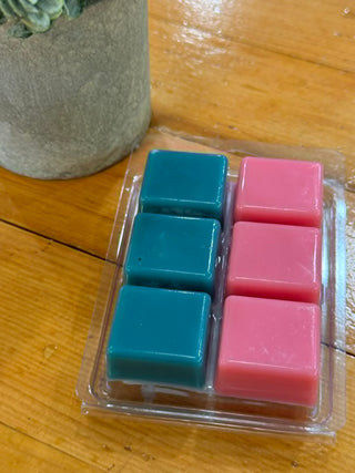 STARS AND STRIPES #WPB BLUEBERRY RASPBERRY 2.5 OZ SOY WAX MELTS BRICK