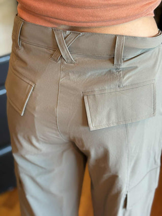 ESSENTIAL HIGHWAIST JIPPERED CARGO JOGGER MOSS GREEN MONO B
