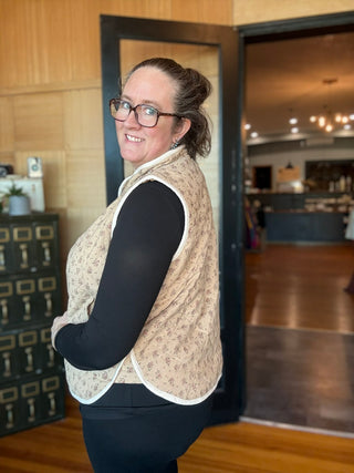Khaki Floral Print Quilted Concealed Button Vest