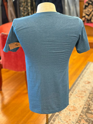 OCEAN BLUE ADVENTURE V-NECK