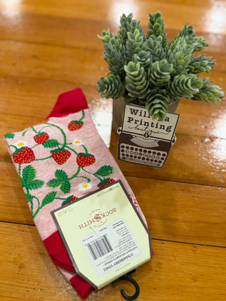 ADULT SWEET STRAWBERRY FIELDS SOCKS