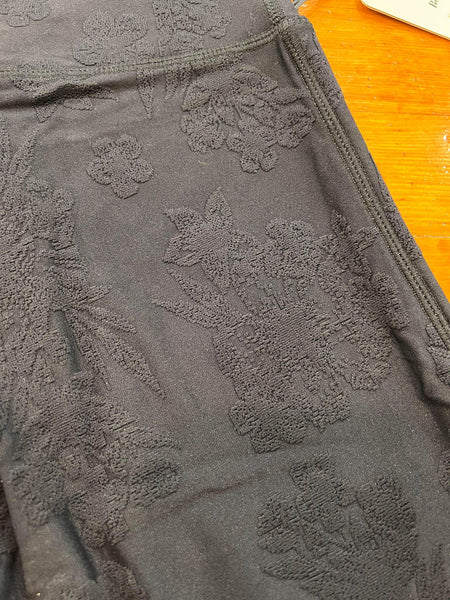 BLACK TEXTURED HIBISCUS JACQUARD TACTEL HIGH WAISTED LEGINGS